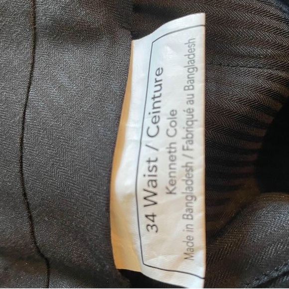 Two sets of Kenneth Cole awareness suits - Picture 4 of 7